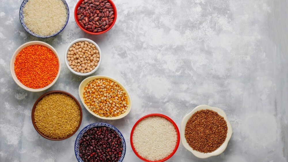 superfoods-seeds-grains-vegan-vegetarian-eating-clean-eating-1-2048x1365-1